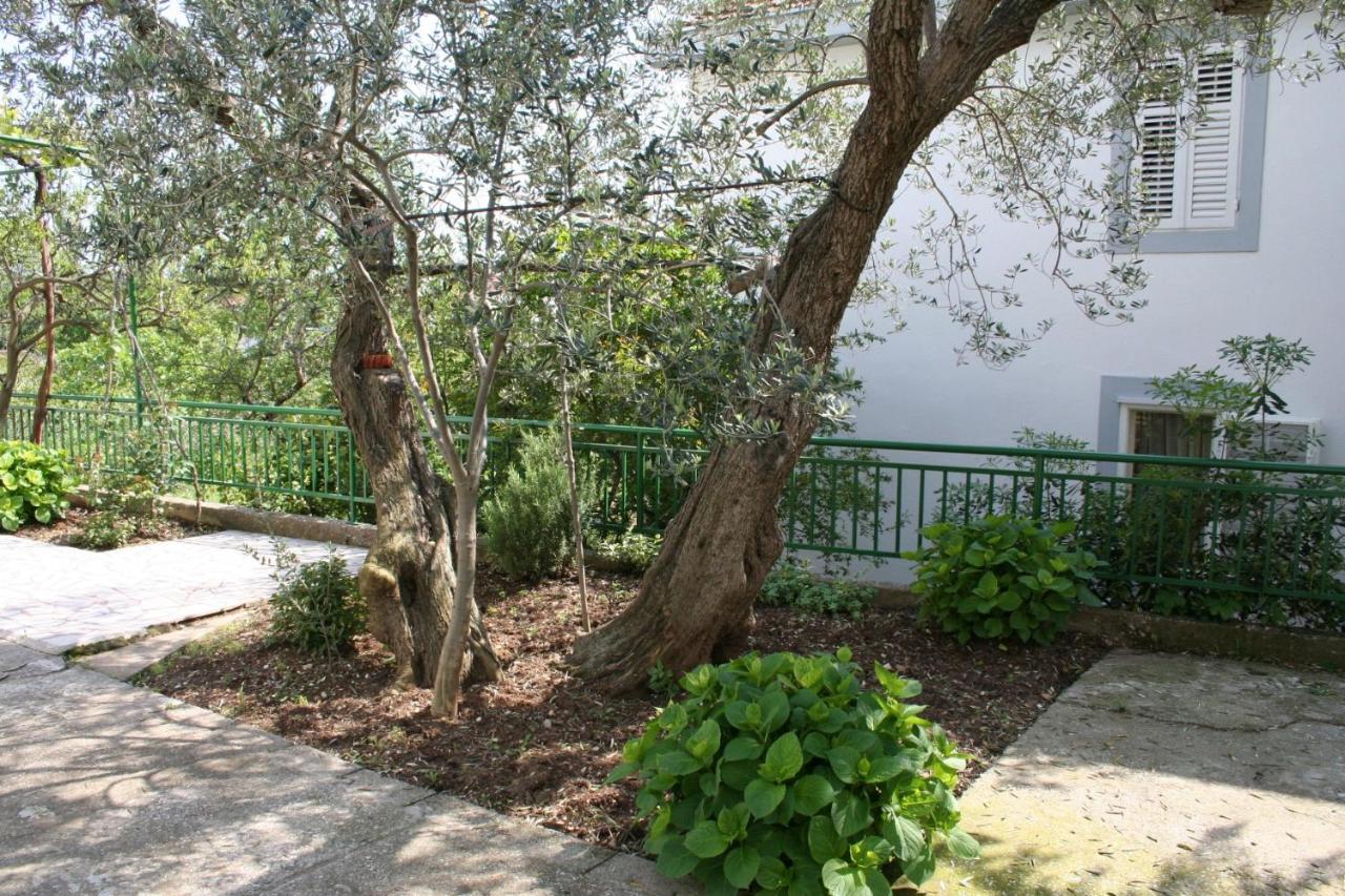 Apartments And Rooms By The Sea Zaostrog, Makarska - 2661 Eksteriør billede