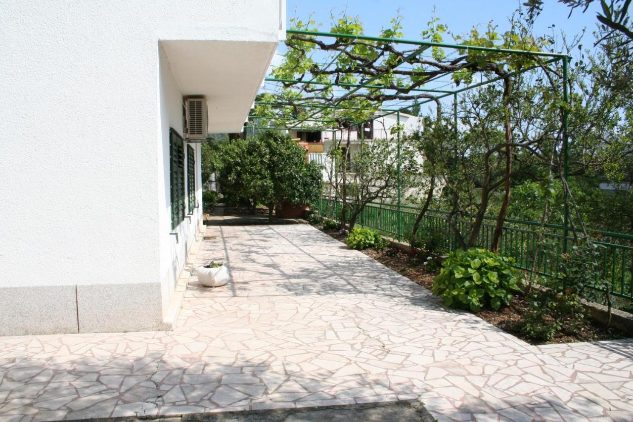 Apartments And Rooms By The Sea Zaostrog, Makarska - 2661 Eksteriør billede